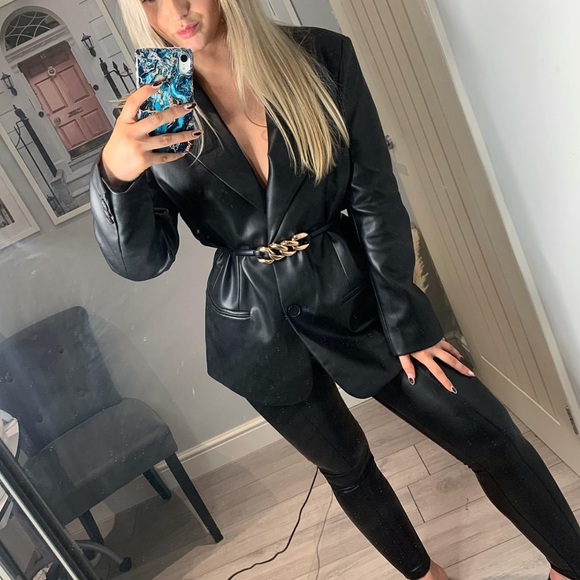 ✨BLOGGER FAV✨ NWT Zara Link Belt - Picture 3 of 9